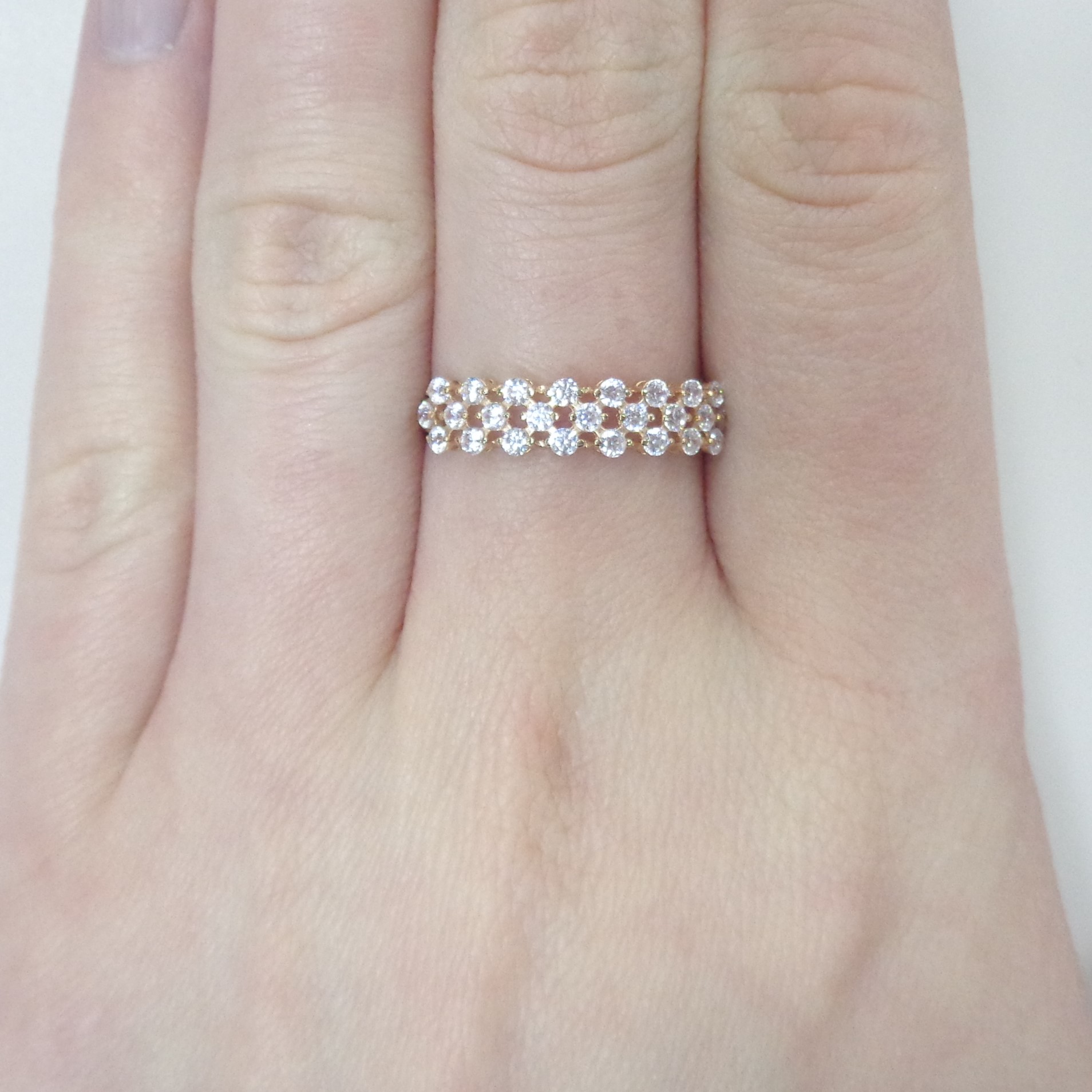 Золотое кольцо 585 пробы; вставки 25 Фианит бесцв.;